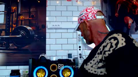 fabxxxl online show from December 10, 9:01 am