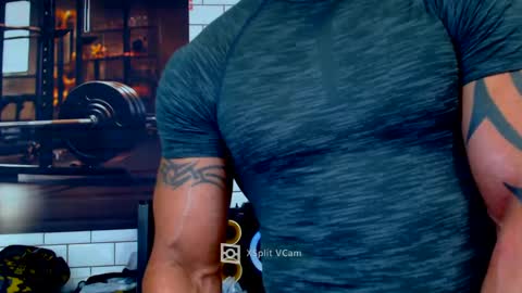 fabxxxl online show from December 27, 1:39 pm