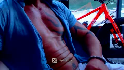 fabxxxl online show from January 13, 8:37 am