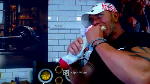 fabxxxl online show from January 29, 12:45 pm