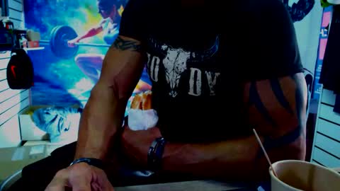 fabxxxl online show from October 22, 7:19 am