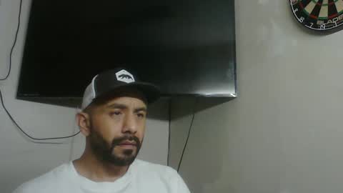 Mark online show from December 3, 8:38 am