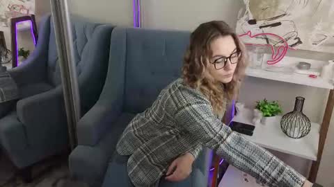 Snapshot of faecavaness chatting on November 9, 7:06 am faecavaness online show from November 9, 7:06 am