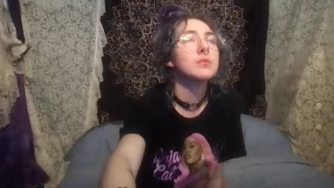 Snapshot of faexoxoxo chatting on January 25, 7:49 am Fae online show from January 25, 7:49 am