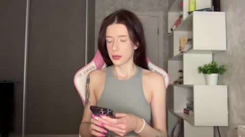 Bloom  online show from April 1, 3:20 pm