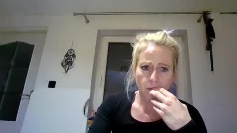 Fairy NightMary online show from October 15, 4:40 pm