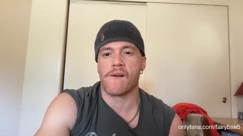 Snapshot of fairybae5 chatting on October 31, 7:37 pm Travis online show from October 31, 7:37 pm