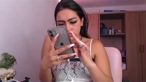 Snapshot of fairylatin chatting on December 15, 5:20 pm fairylatin online show from December 15, 5:20 pm