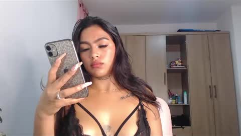 Snapshot of fairylatin chatting on January 5, 11:26 am fairylatin online show from January 5, 11:26 am