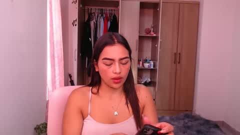 Snapshot of fairylatin chatting on February 11, 12:48 pm fairylatin online show from February 11, 12:48 pm