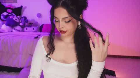 Sara  REMEMBER TO LEAVE A THUMB UP online show from March 2, 5:08 am