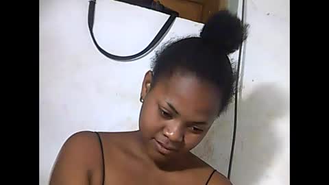 falielyse online show from September 11, 11:10 am
