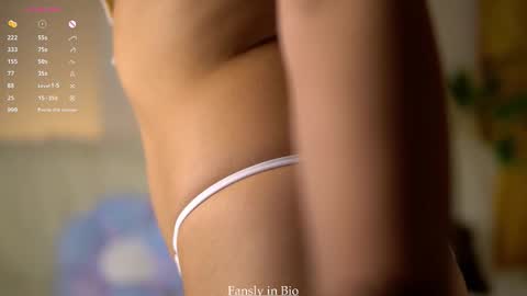 Snapshot of fallingflower chatting on October 31, 2:18 pm Kim online show from October 31, 2:18 pm