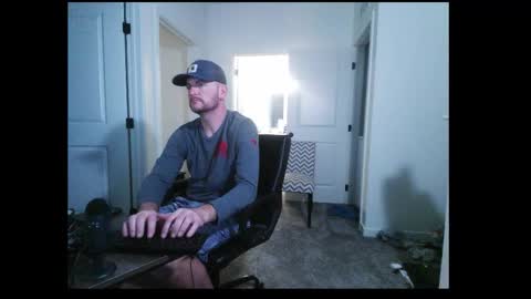 Snapshot of fallout7657 chatting on November 24, 12:16 pm Daddy online show from November 24, 12:16 pm