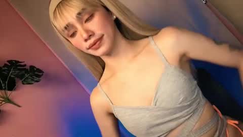 Snapshot of familystroke_twinny8 chatting on February 25, 7:20 am Alexandra x Alexandro online show from February 25, 7:20 am