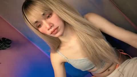 Snapshot of familystroke_twinny8 chatting on February 25, 4:10 pm Alexandra x Alexandro online show from February 25, 4:10 pm