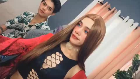 Snapshot of familystroke_twinny8 chatting on September 18, 12:45 am Alexandra x Alexandro online show from September 18, 12:45 am