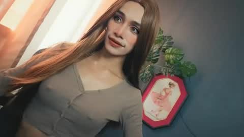 Snapshot of familystroke_twinny8 chatting on October 6, 4:43 am Alexandra x Alexandro online show from October 6, 4:43 am