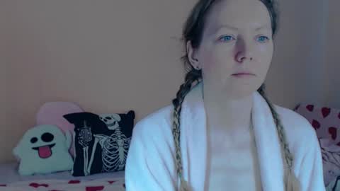 BUNNYGal online show from March 3, 4:40 am