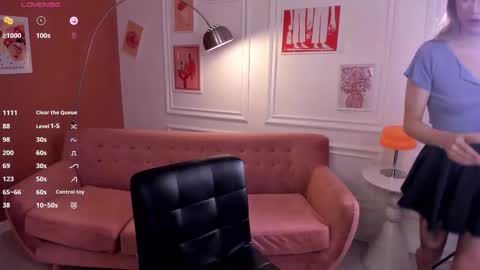 Snapshot of fancyamelia chatting on September 20, 12:28 pm fancyamelia online show from September 20, 12:28 pm