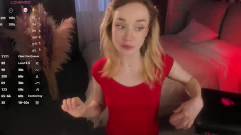 Snapshot of fancyamelia chatting on November 14, 1:10 pm fancyamelia online show from November 14, 1:10 pm