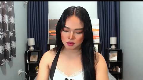 ITYS ME MONA online show from February 2, 11:31 am