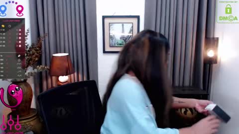 Snapshot of fantacyoflove chatting on December 27, 10:05 pm YASI online show from December 27, 10:05 pm