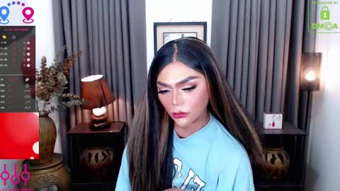 Snapshot of fantacyoflove chatting on January 18, 4:48 am YASI online show from January 18, 4:48 am