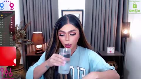 Snapshot of fantacyoflove chatting on January 29, 4:15 am YASI online show from January 29, 4:15 am