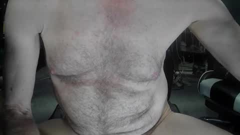 Snapshot of fantasyresort chatting on November 22, 4:44 am fantasyresort online show from November 22, 4:44 am