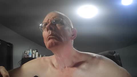 fantasyresort online show from March 19, 2:59 am