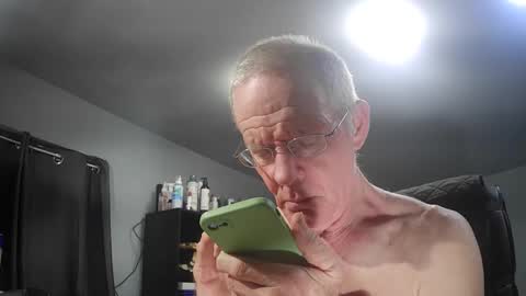 fantasyresort online show from April 7, 2:56 am