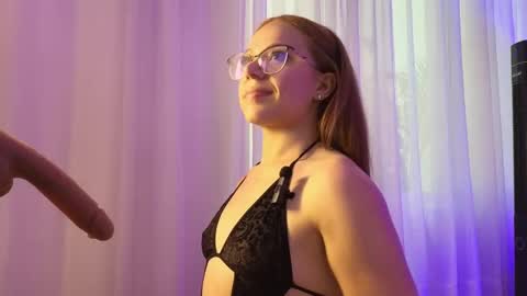 Farah online show from February 17, 3:09 pm