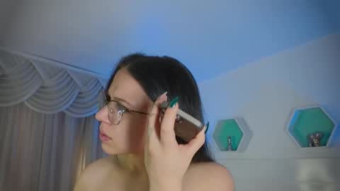 Farah online show from November 5, 12:05 pm