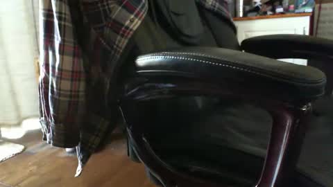 Shawn online show from April 8, 5:02 pm