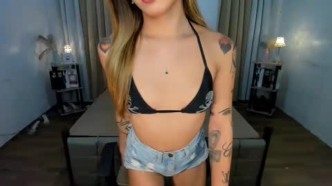 fascinatingtransvalerie online show from October 3, 12:35 pm