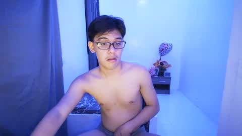 fastfucker_22 online show from March 9, 4:33 pm