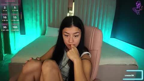 Snapshot of fatalenellie chatting on September 25, 8:56 pm Nellie online show from September 25, 8:56 pm