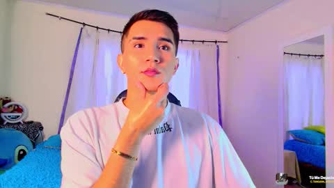 Snapshot of fatass_420 chatting on December 3, 7:45 pm Johan online show from December 3, 7:45 pm