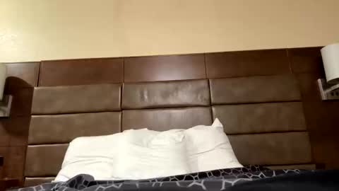 Snapshot of fatcockinbay chatting on October 26, 3:12 am fatcockinbay online show from October 26, 3:12 am