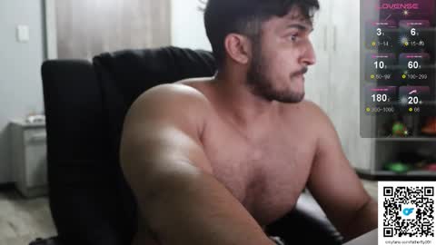 fatherfly001 online show from September 10, 9:26 pm