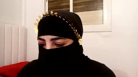 fati_123 online show from October 25, 10:15 pm