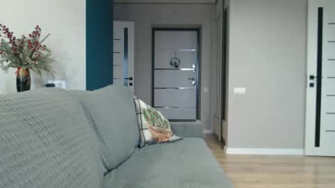 favoriteyour online show from December 23, 9:51 am