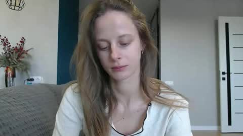 favoriteyour online show from February 18, 12:01 pm