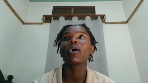 Snapshot of fayrie1 chatting on September 15, 12:05 pm fayrie1 online show from September 15, 12:05 pm