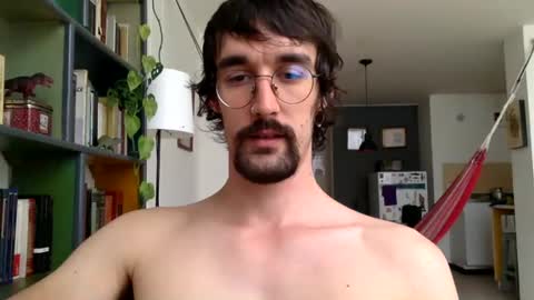 Snapshot of fazzbinderx chatting on December 15, 9:09 pm fazzbinder online show from December 15, 9:09 pm