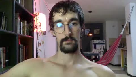 Snapshot of fazzbinderx chatting on February 9, 12:28 am fazzbinder online show from February 9, 12:28 am