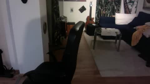 feetkissboy online show from December 5, 5:42 pm