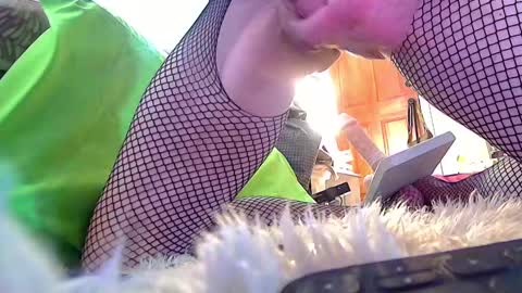 Snapshot of felicitybliss29 chatting on February 24, 1:10 pm felicitybliss29 online show from February 24, 1:10 pm