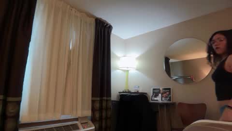 Snapshot of felinasol chatting on October 31, 8:21 pm FelinaSol online show from October 31, 8:21 pm